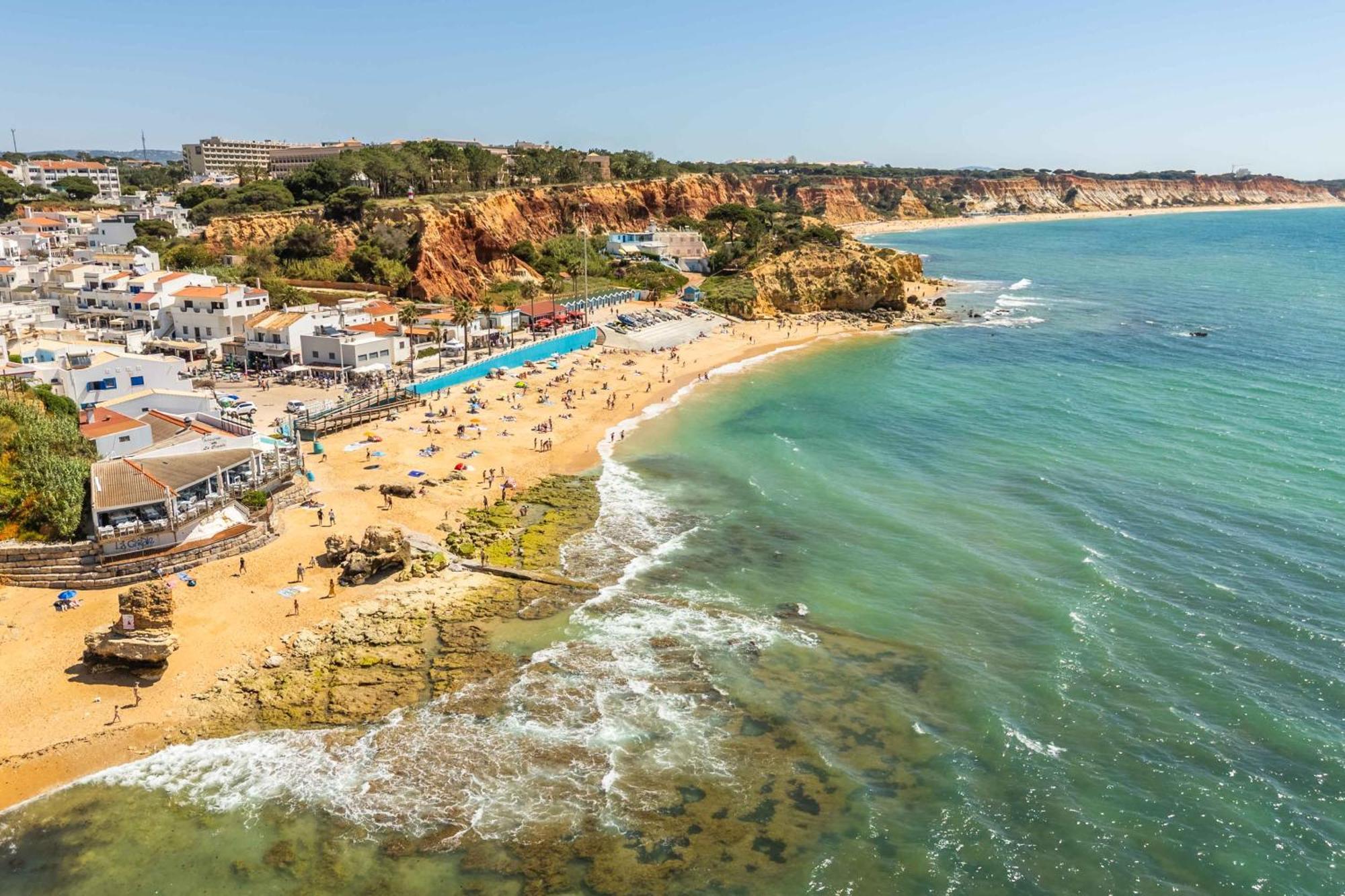 Apartamento T2 Eucalipto 2A Olhos de Agua  Dış mekan fotoğraf