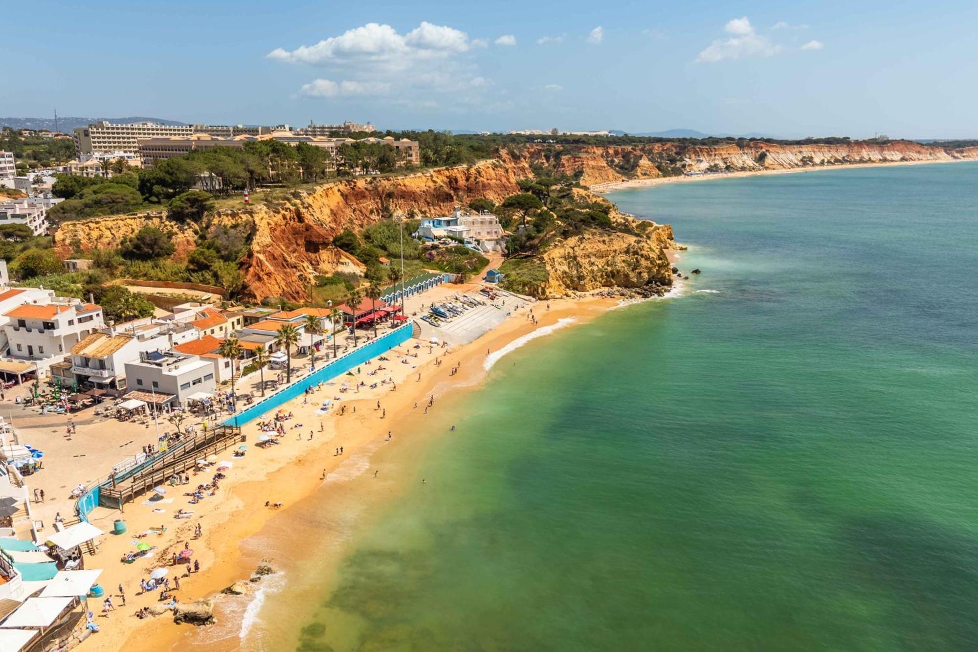 Apartamento T2 Eucalipto 2A Olhos de Agua  Dış mekan fotoğraf