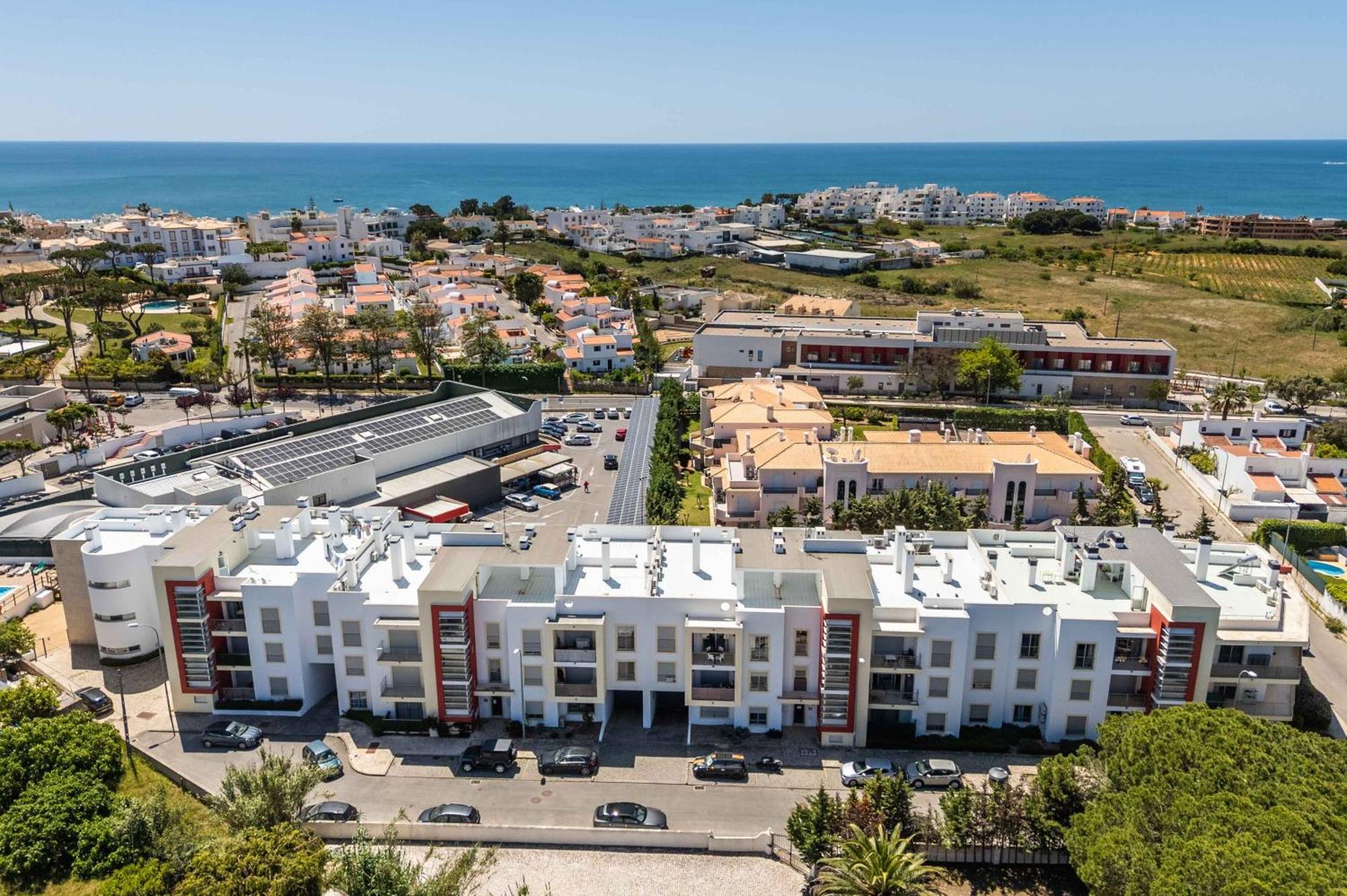 Apartamento T2 Eucalipto 2A Olhos de Agua  Dış mekan fotoğraf
